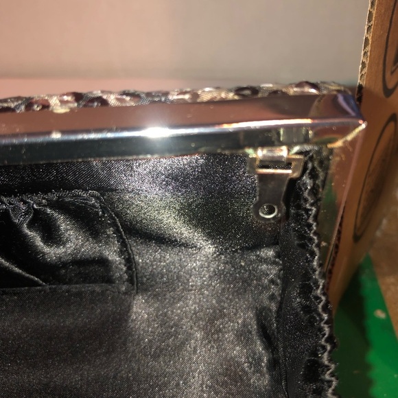 Black and Silver Sequin Clutch with Chain Strap/ perfect for grad or wedding - Picture 6 of 9